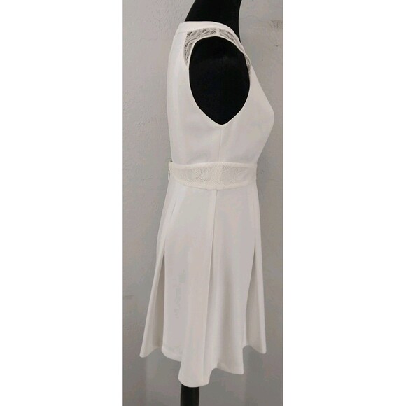 BCBGeneration White Lace Skater Deep V Plunge Cut Out Mini Dress Size 4 - Picture 7 of 9